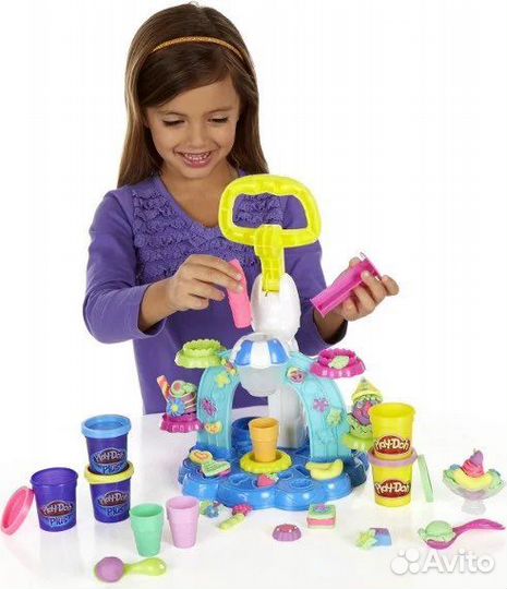 Игровой набор Play-Doh Фабрика мороженого