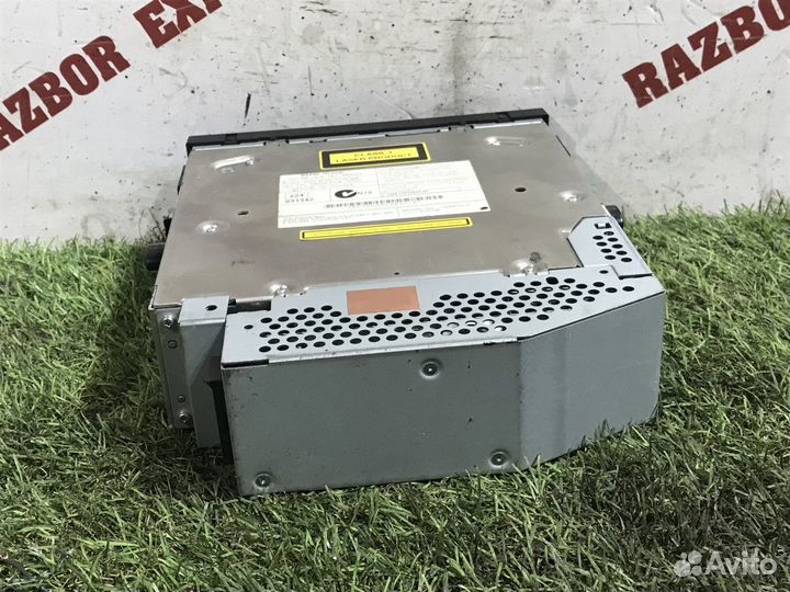 CD/DVD привод магнитола BMW X5 E70