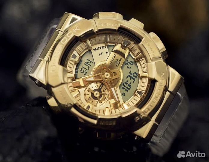 Часы Casio G-Shock GM-110SG-9A