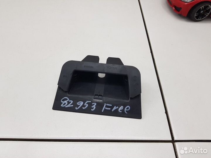 Накладка замка крышки багажника (Voyah Free)