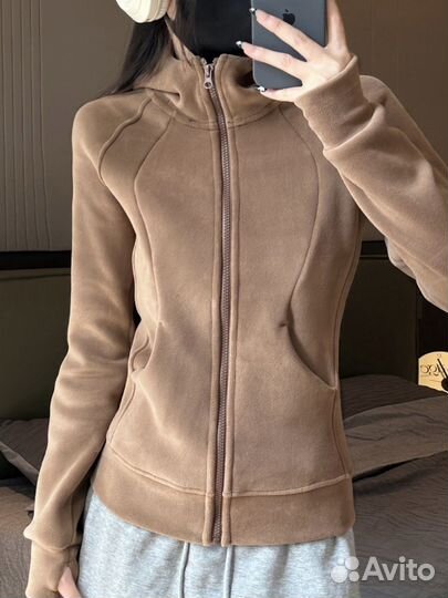 Флисовая кофта женская с капюшоном