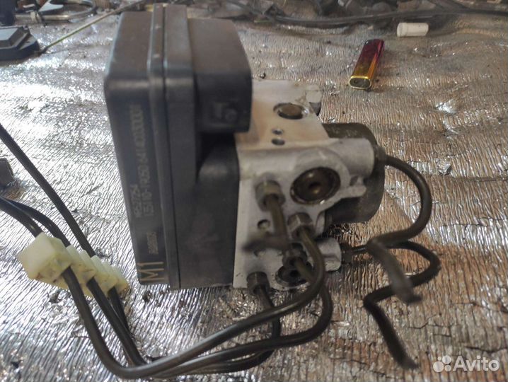 Блок абс паджеро пинин 2005год 2.0