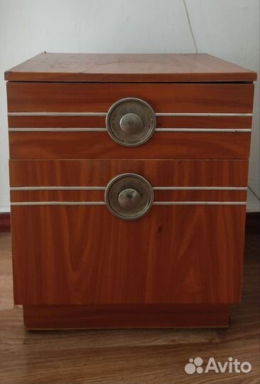 Тумба прикроватная бу