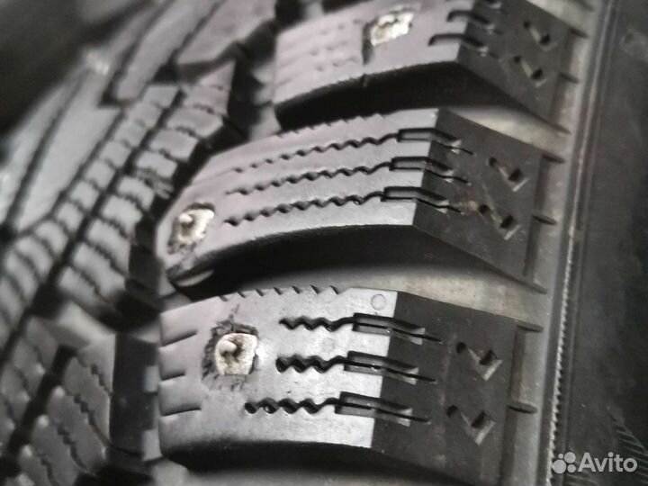 Pirelli Ice Zero 225/50 R17