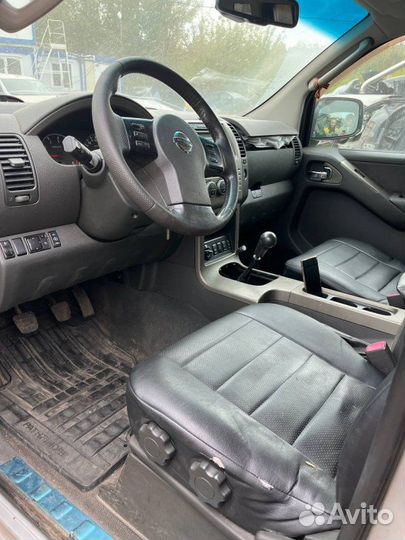 В разборе Volkswagen Amarok 2.0 d 2010 год