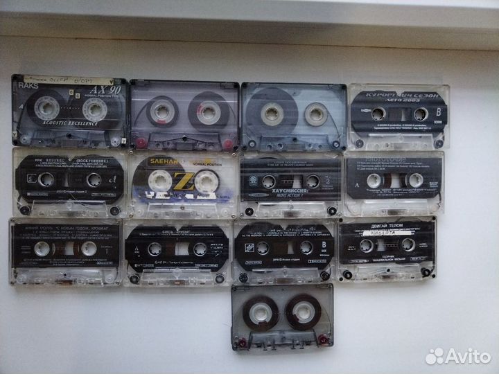 Аудиокассеты с записью 50 шт