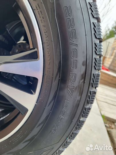 Nokian Tyres Hakkapeliitta R2 SUV 225/65 R17 106