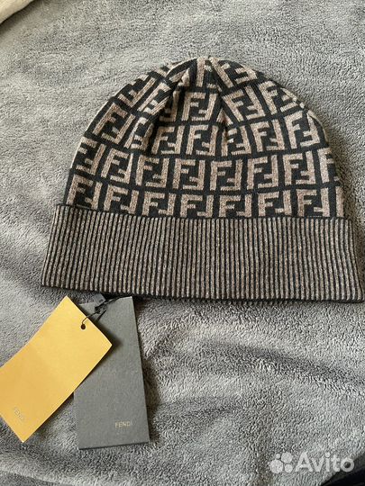 Шапка женская новая