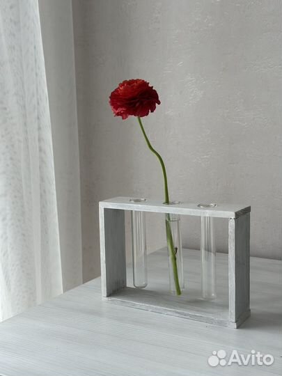 Ваза с колбами