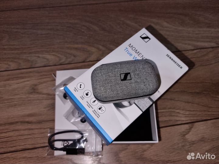 Наушники Sennheiser momentum true wireless