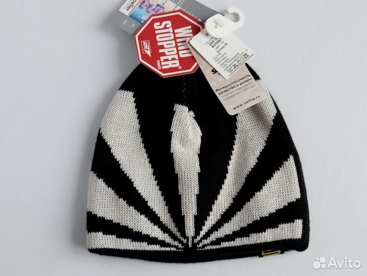 Классическая спортивная шапка 