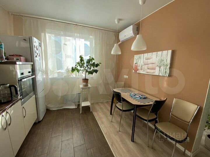 2-к. квартира, 70,3 м², 17/25 эт.