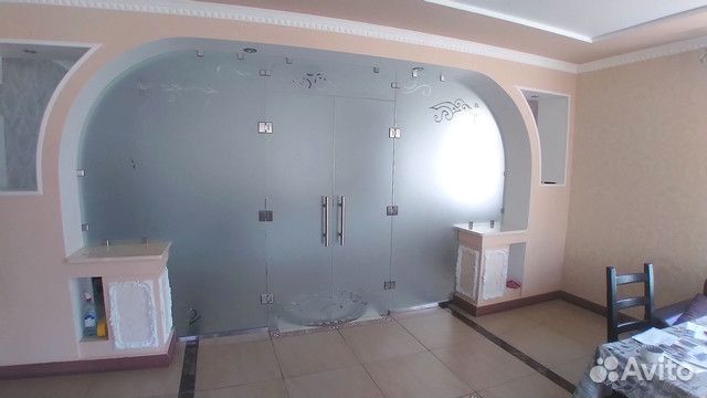 Раздвижные стеклянные двери