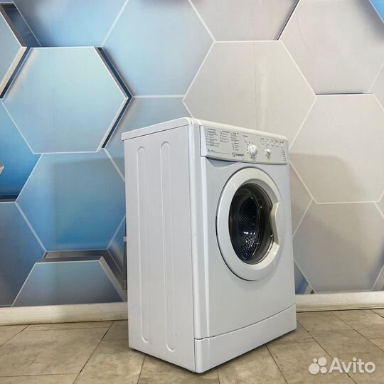 Стиральная машина в хорошем состоянии Б/У
