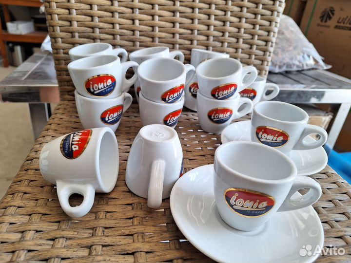 Фарфор Lonia IL caffe, кофейные чашки с блюдцем