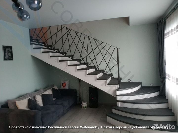 Лестница металлическая