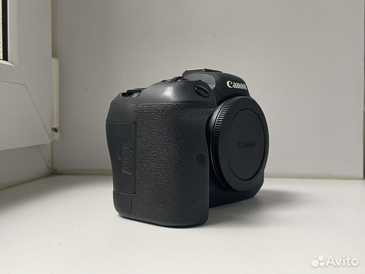 Фотоаппарат Canon R6 Body