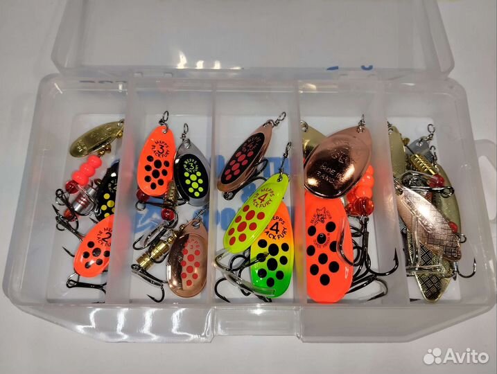 Мнабор вращающихся блесен Mepps(реплика) 16 блесен
