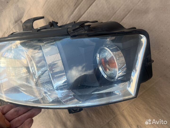 Левая фара ауди а 4 б 6 галоген нет одного уха