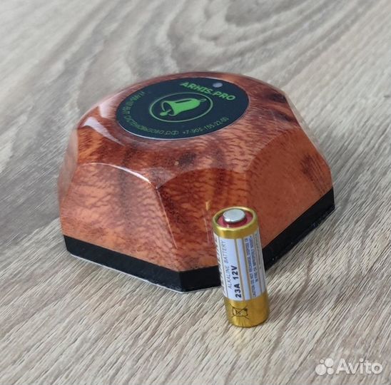 Кнопка вызова официанта, персонала в ресторан