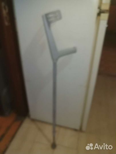 Костыль трость с опорой