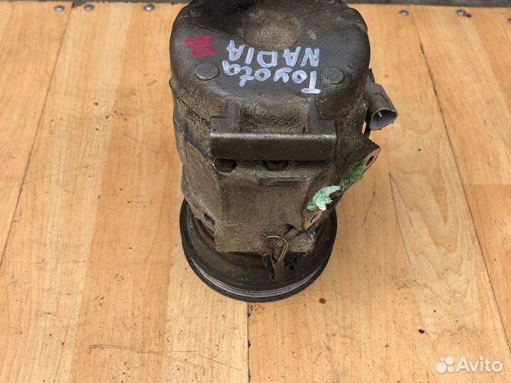 Компрессор кондиционера Toyota Nadia 3sfse