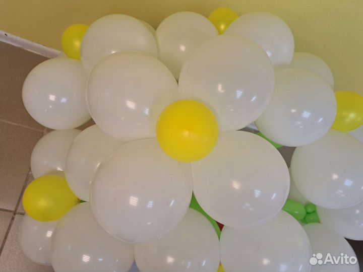 Букет ромашек из шаров