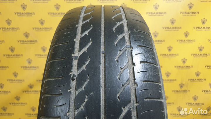 Hankook Optimo K406 215/65 R16 98H