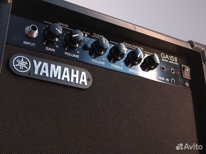 Комбоусилитель Yamaha GA15II