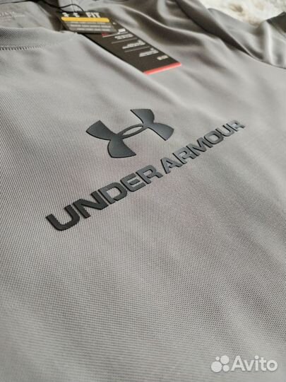 Мужская футболка under armour