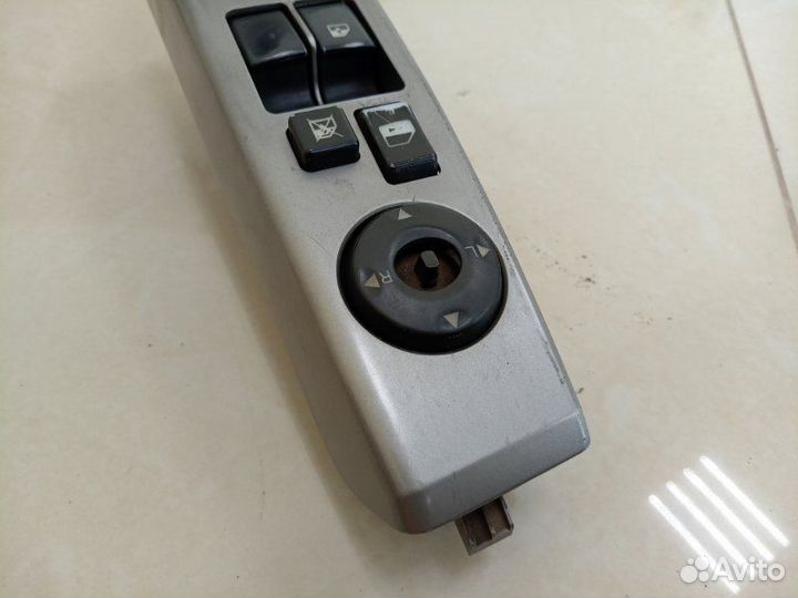 Блок управления стеклоподъемниками Geely Emgrand