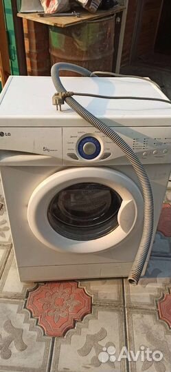 Стиральная машина б/у, скорее на запчасти