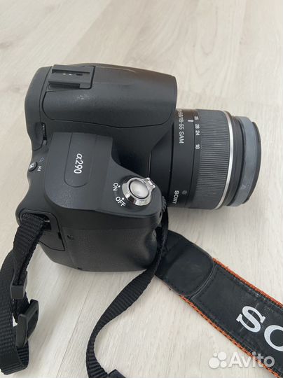 Зеркальный фотоаппарат