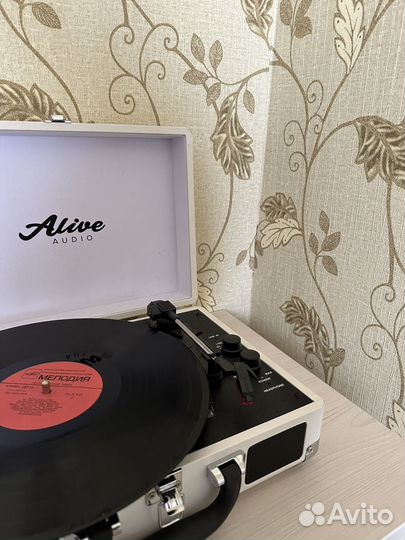 Alive audio виниловый проигрыватель