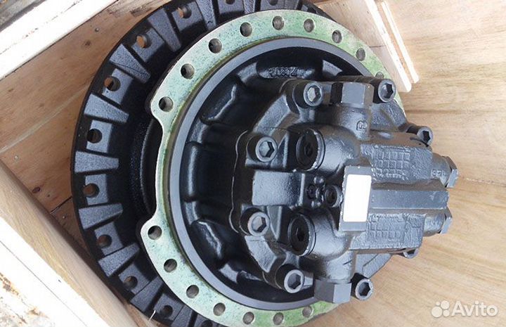 Редуктор хода с мотором Hitachi ZX330-214