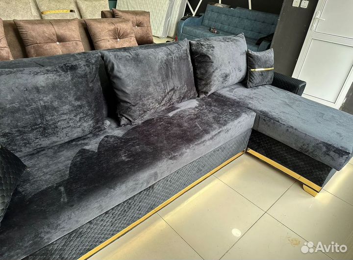 Диван угловой раскладной в наличии