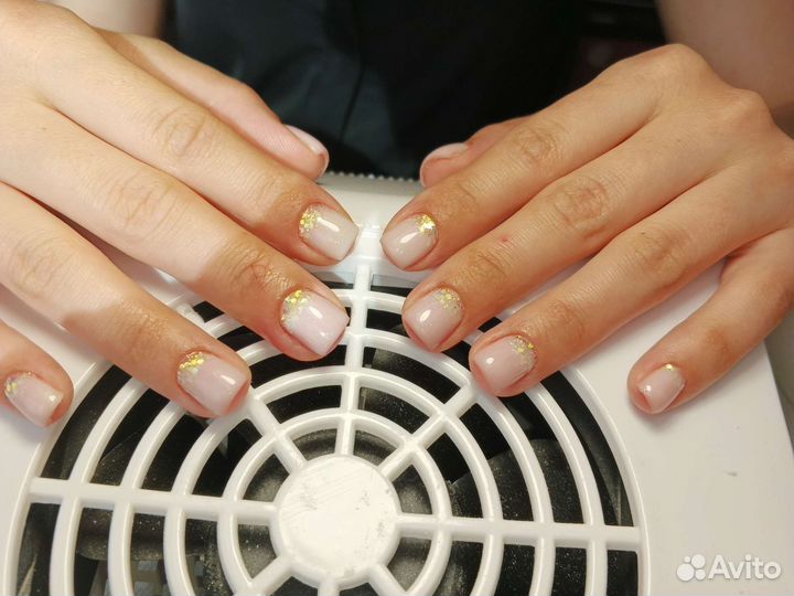 Маникюр на дому