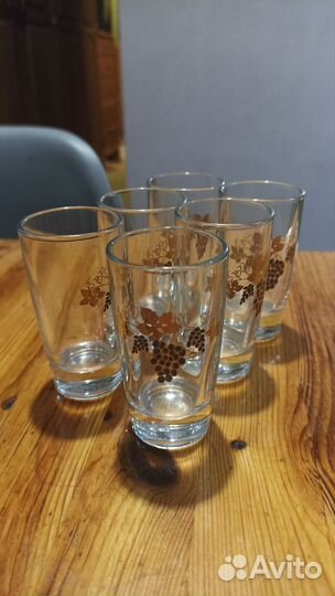 Рюмки стопки золотой виноград