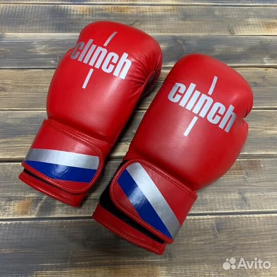 Боксерские перчатки