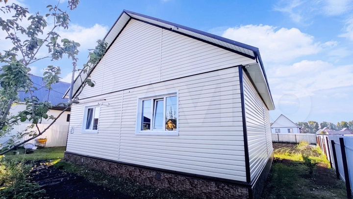 Дом 82 м² на участке 7,5 сот.