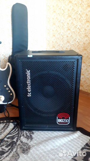 Басовый комбоусилитель TC Electronic 250вт