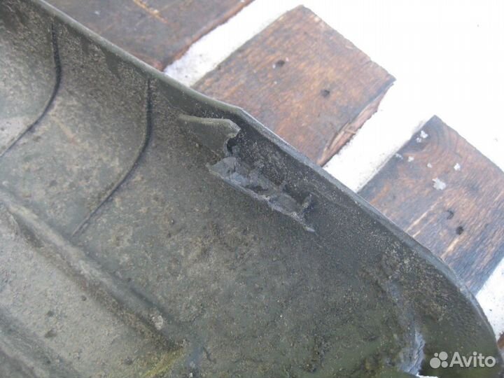 Крыло заднего колеса верхнее 1357601 scania, P,G,R