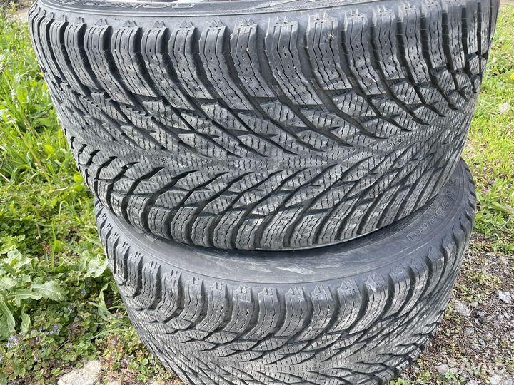 Nokian Tyres Hakkapeliitta R3 SUV 275/40 R20 и 315/35 R20