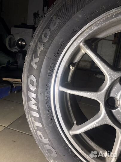 Hankook Optimo K406 215/65 R16 98H