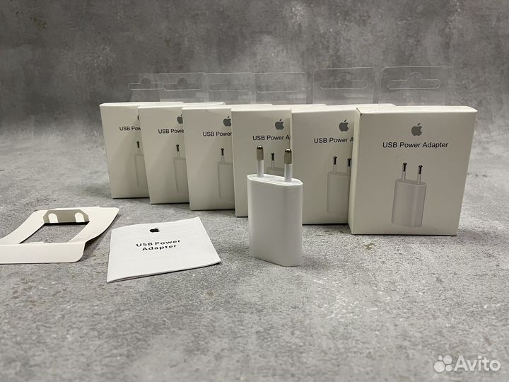 Блок зарядки для iPhone