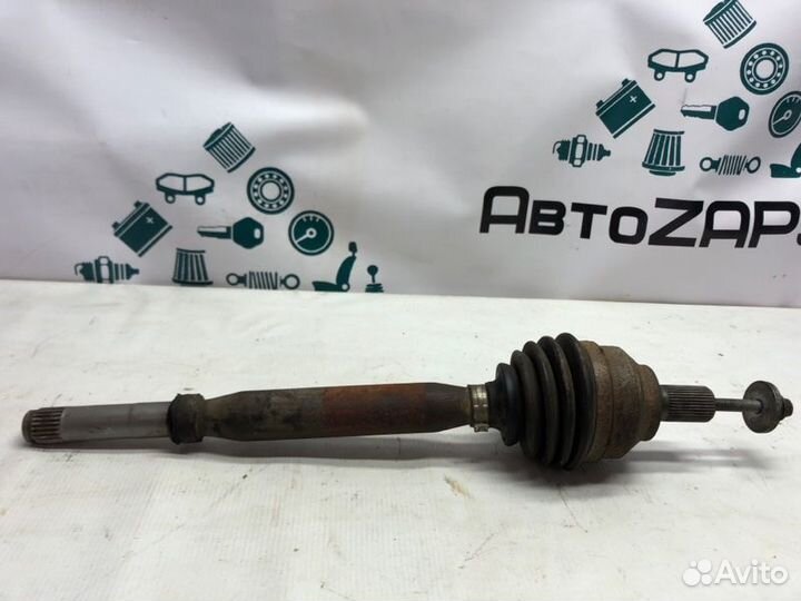 Привод правый Ford Focus седан qqdb 2010