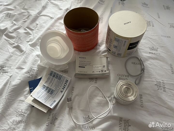 Камера Sony cyber-shot DSC-QX10