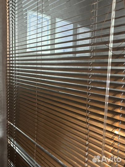 Жалюзи горизонтальные