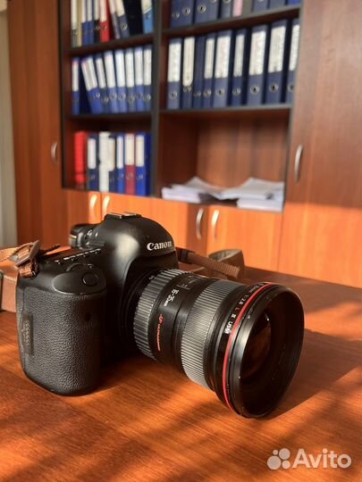 Фотоаппарат Canon 5d mark iii