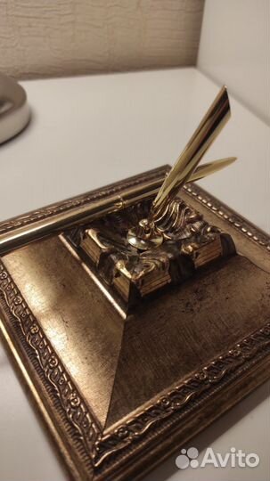 Подставка под ручку